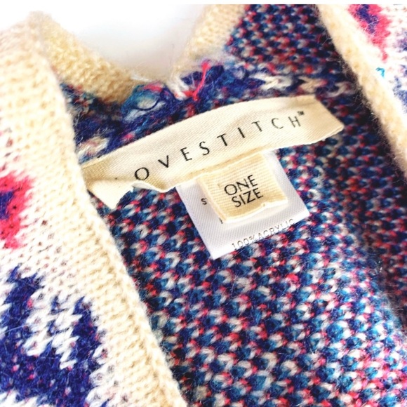 Lovestitch | Boho Tribal Fringe Poncho - Picture 3 of 4